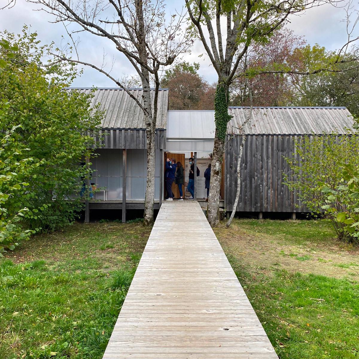 Cabanes du bois Basalte